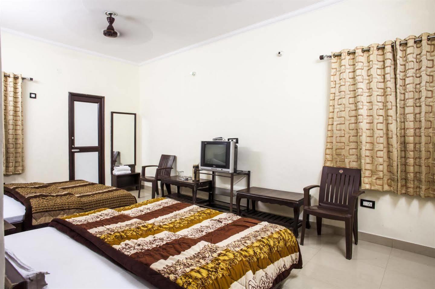 Hotel Gs Paradise Amritsar Exterior foto